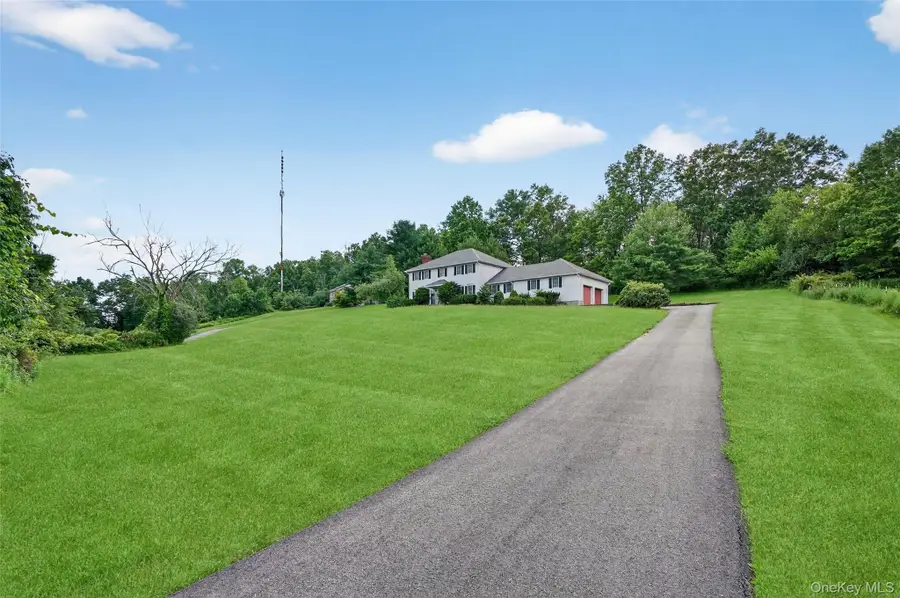 561 Toleman Road, Rock Tavern, NY 12575 - Image #3