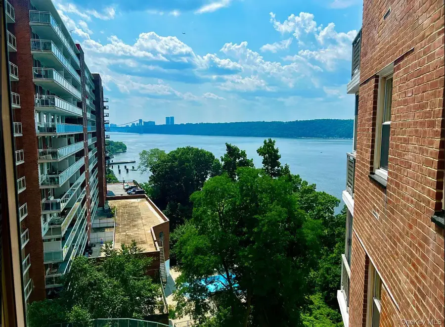 2621 Palisade Avenue #7K, Bronx, NY 10463 - Image #2