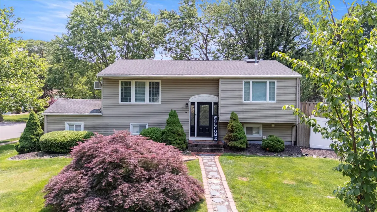 22 Pomper Drive, East Northport, NY 11731 - Image #1
