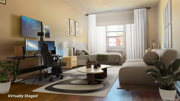142-05 Roosevelt Avenue #721, Flushing, NY 11354