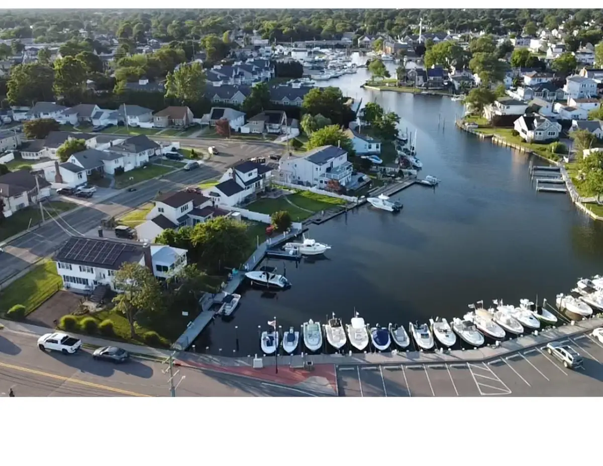 510 S Great Neck Road, Copiague, NY 11726 - #1