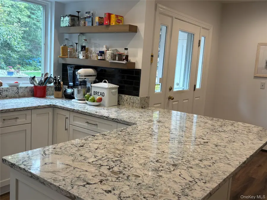 84 Highview Avenue, Nanuet, NY 10954 - Image #3