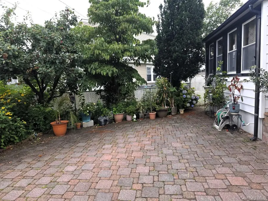 17 June Avenue, Bayville, NY 11709 - Image #3