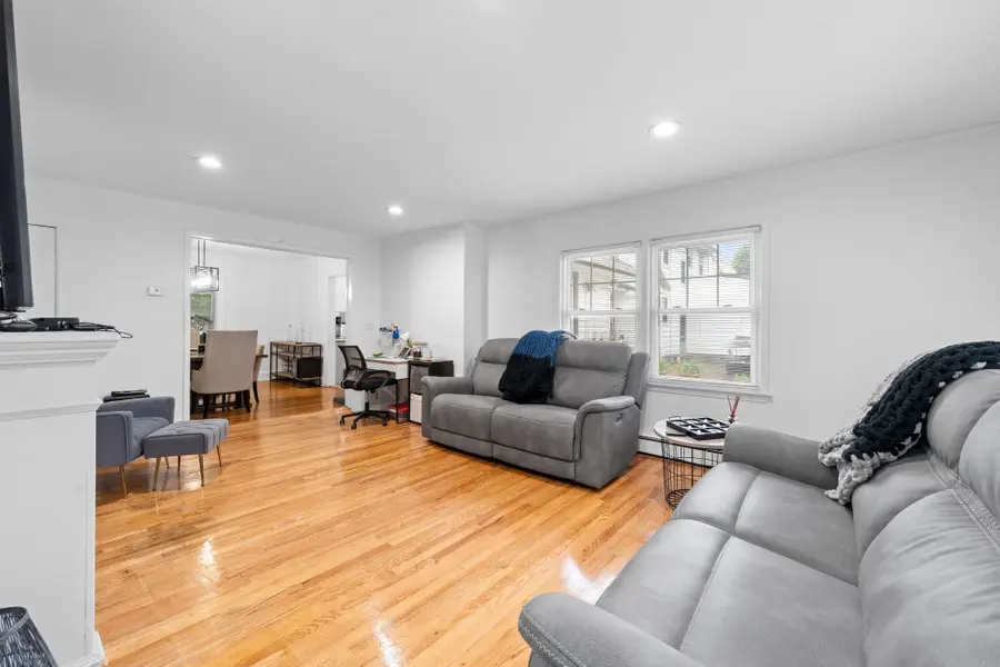 17 Sachem St Street, East Rockaway, NY 11518 - Image #3