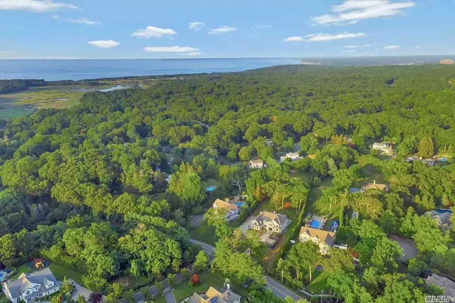 19 Meadow Glen Road, Fort Salonga, NY 11768 - Image #2