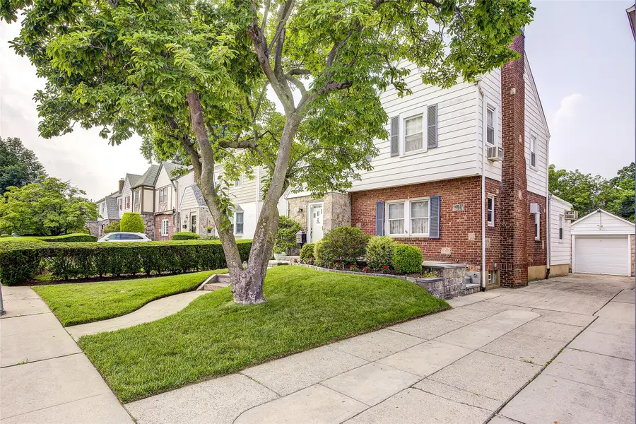 163 15th Drive, Whitestone, NY 11357 - Image #3