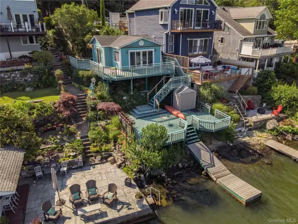 582 Jersey Avenue, Greenwood Lake, NY 10925