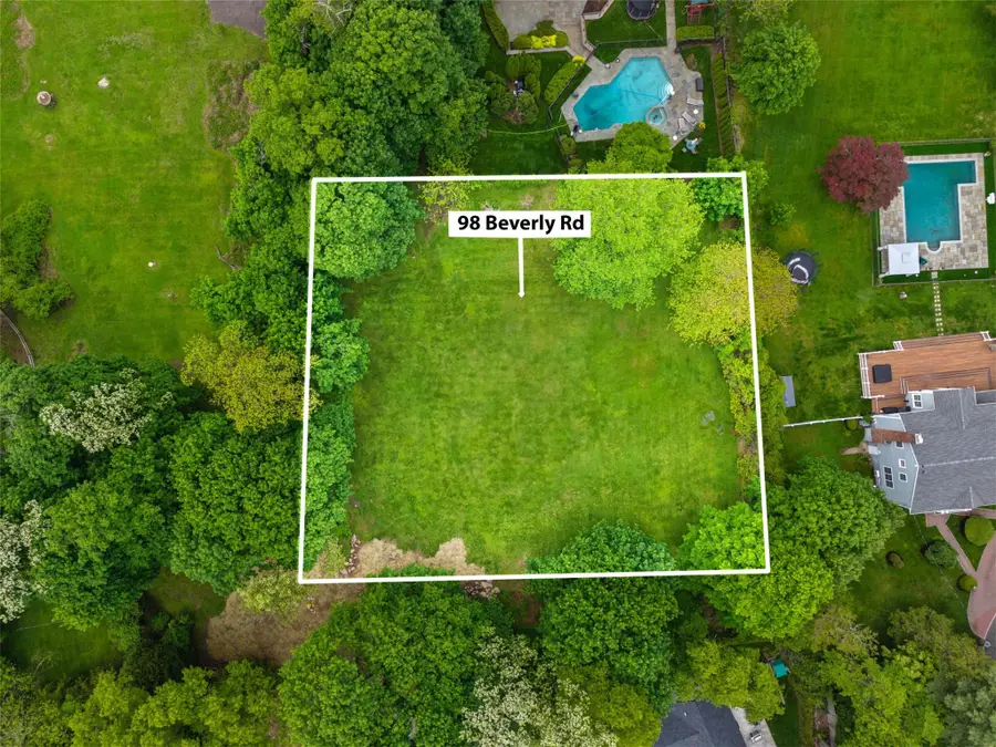 98 Beverly Road, New Rochelle, NY 10804 - Image #2