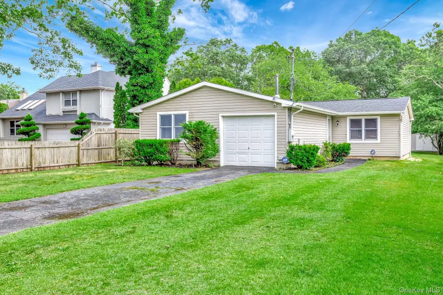 137 Riverside Avenue, Mastic Beach, NY 11951 - Image #2