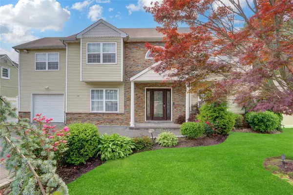 2441 New York Avenue, Melville, NY 11747