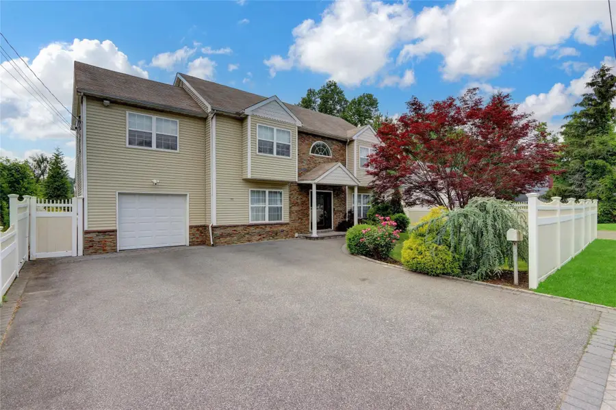 2441 New York Avenue, Melville, NY 11747 - Image #2