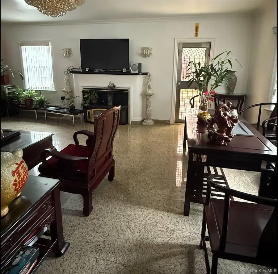 146-28 Bayside Avenue, Flushing, NY 11354 - Image #3