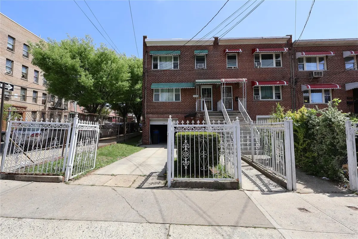 3722 Bronxwood Avenue, Bronx, NY 10469 - Image #1