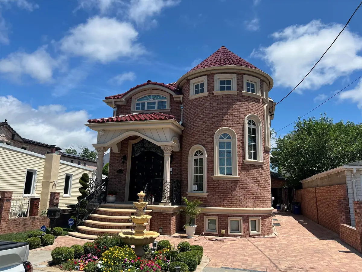 135-47 124th Street, South Ozone Park, NY 11420 - Image #1