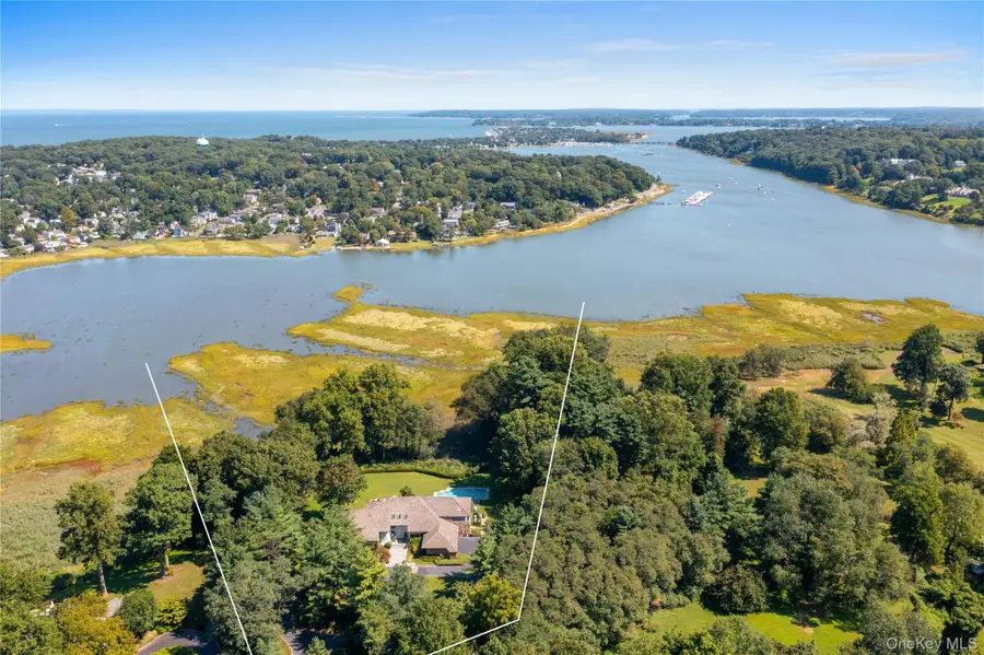 8 Mill Pond Lane, Lattingtown, NY 11560 - Image #3