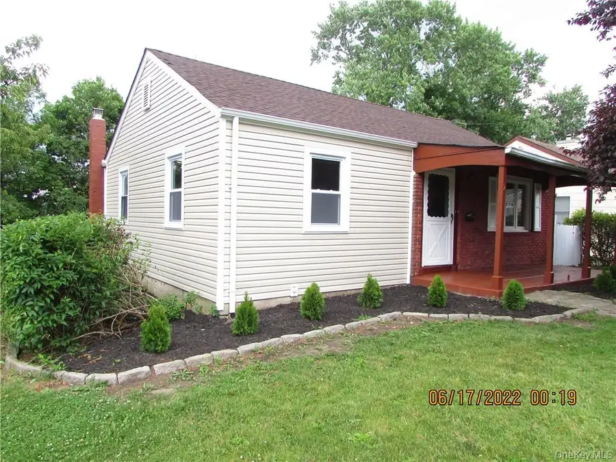 2 Leffingwell Place, New Rochelle, NY 10801 - Image #3