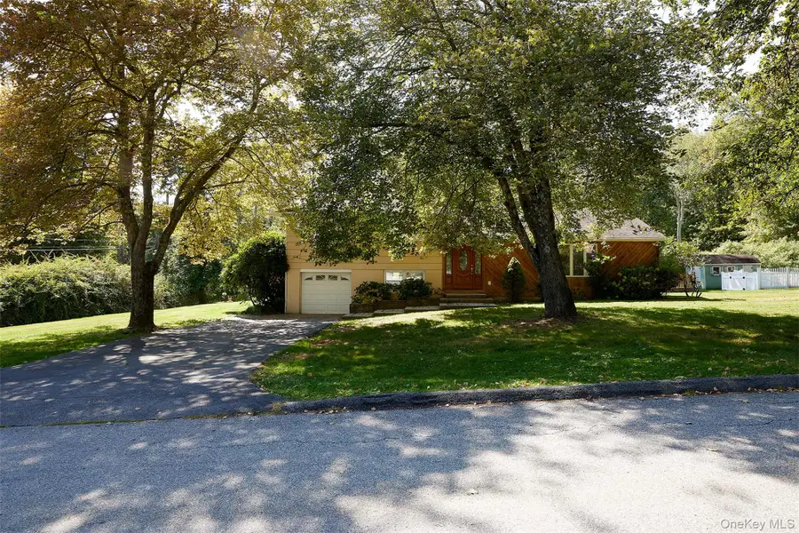 55 Pigott Road, Mahopac, NY 10541 - Image #2