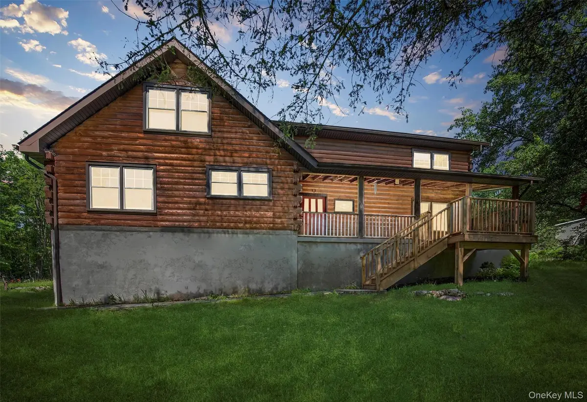 321 Spadola Lane, Pine Bush, NY 12566 - Image #1