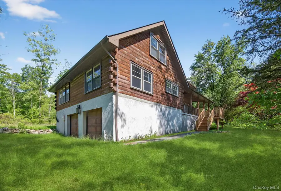 321 Spadola Lane, Pine Bush, NY 12566 - Image #3