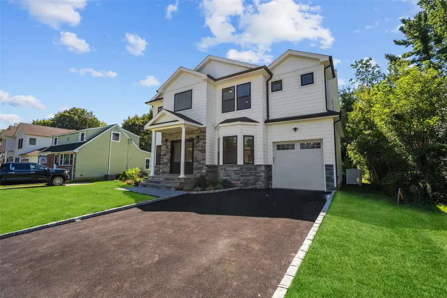 19 Cypress Avenue, Bethpage, NY 11714 - Image #2