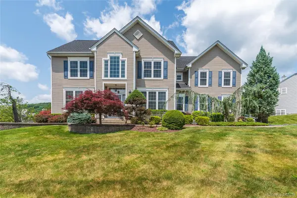 56 Heather Ridge, Highland Mills, NY 10930