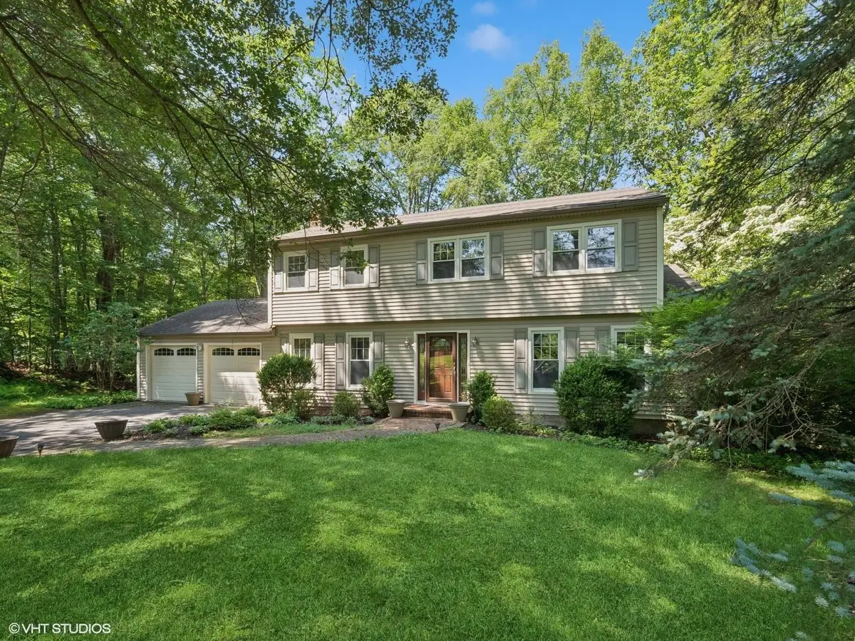 10 Silvermine Drive, South Salem, NY 10590 - Image #1