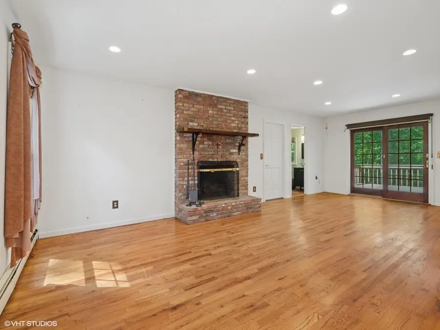 10 Silvermine Drive, South Salem, NY 10590 - Image #2