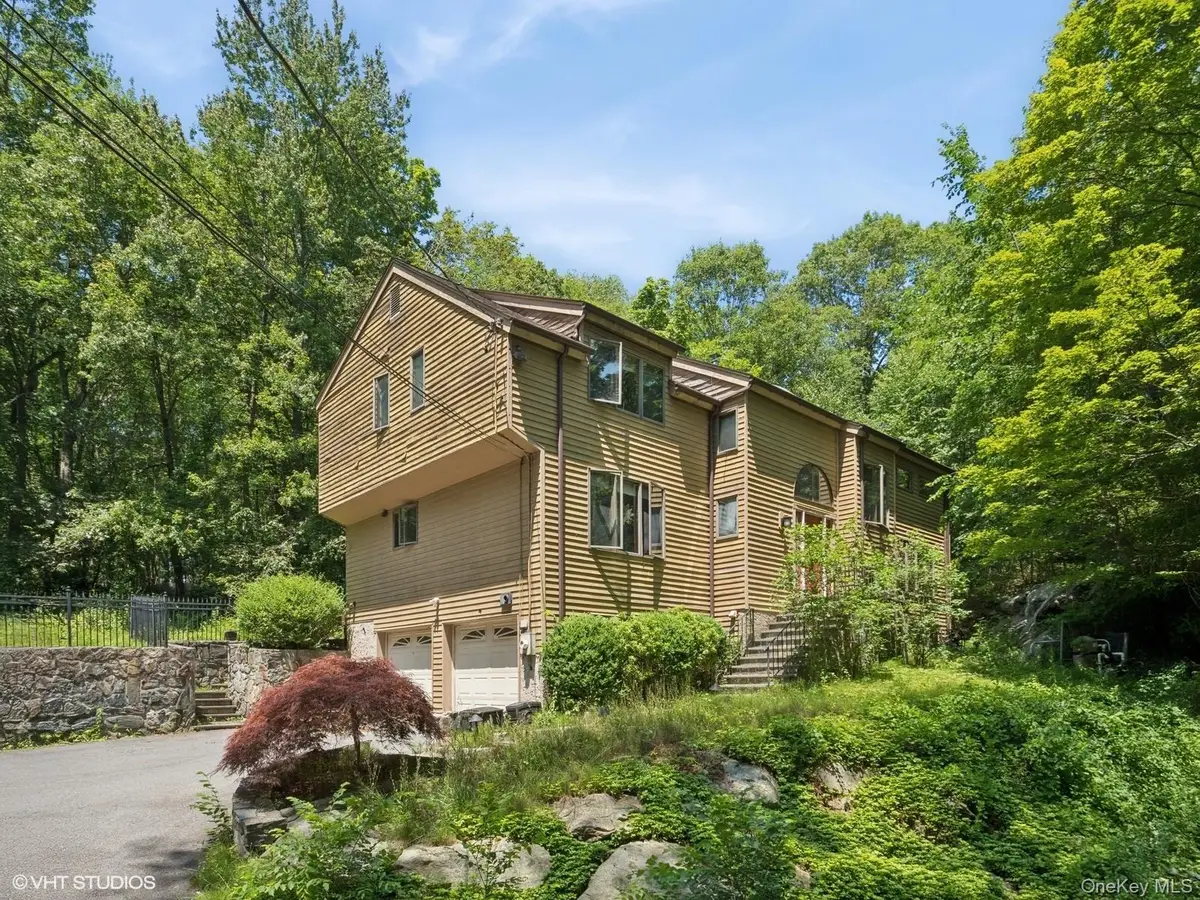 212 Elmwood Road, South Salem, NY 10590 - Image #1