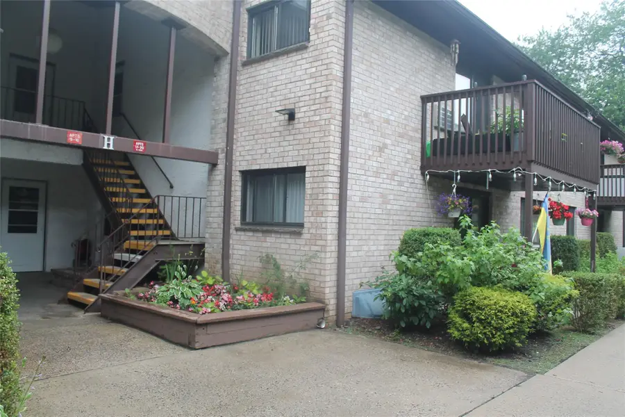 7 Secora Road #H-16, Monsey, NY 10952 - Image #2