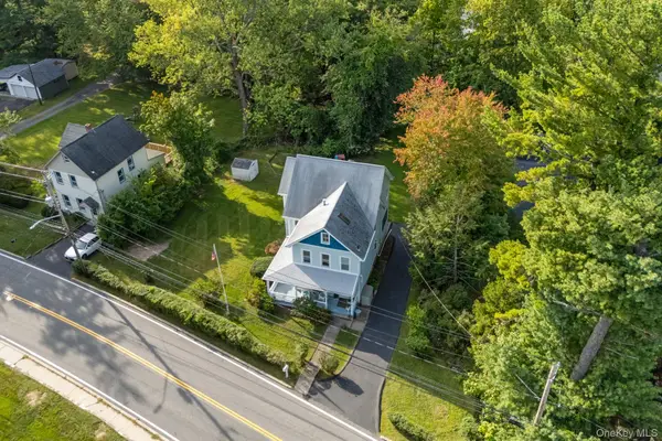 74 Lake Road, Valley Cottage, NY 10989