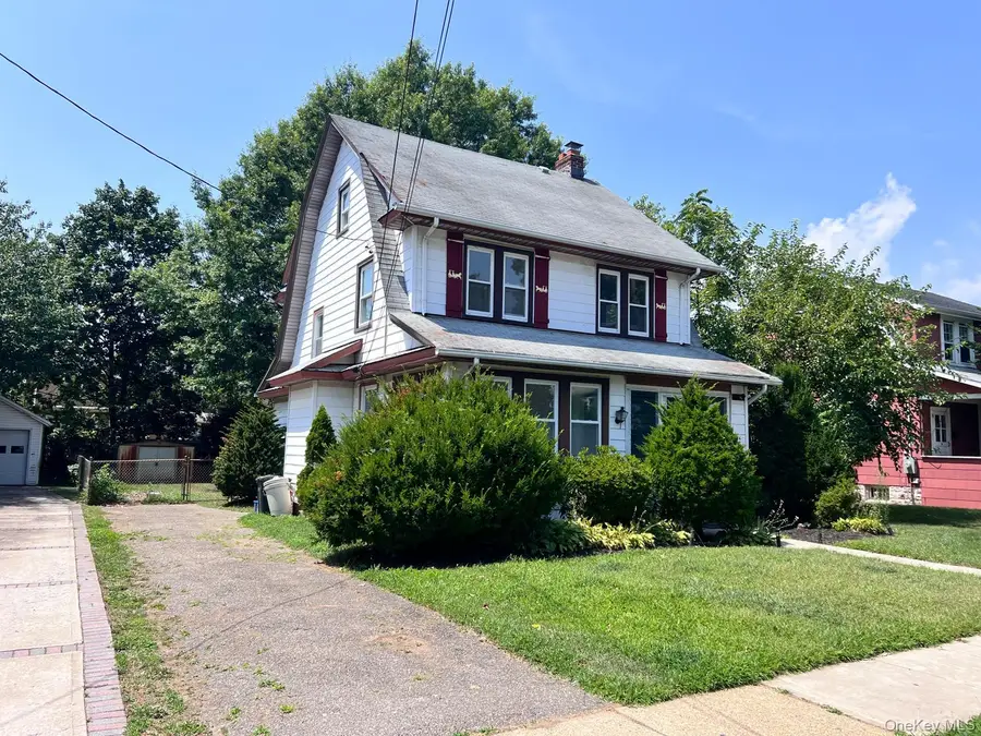 24 Parsons Drive, Hempstead, NY 11550 - Image #2