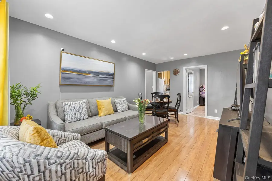 252-23 63 Avenue #1081, Little Neck, NY 11362 - Image #3