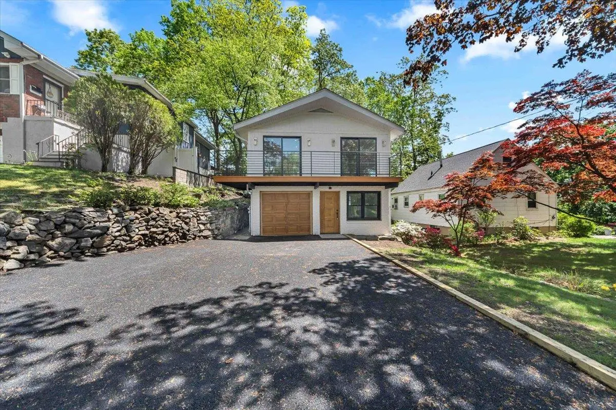 68 Ridgeview Avenue, Yonkers, NY 10710 - Image #1