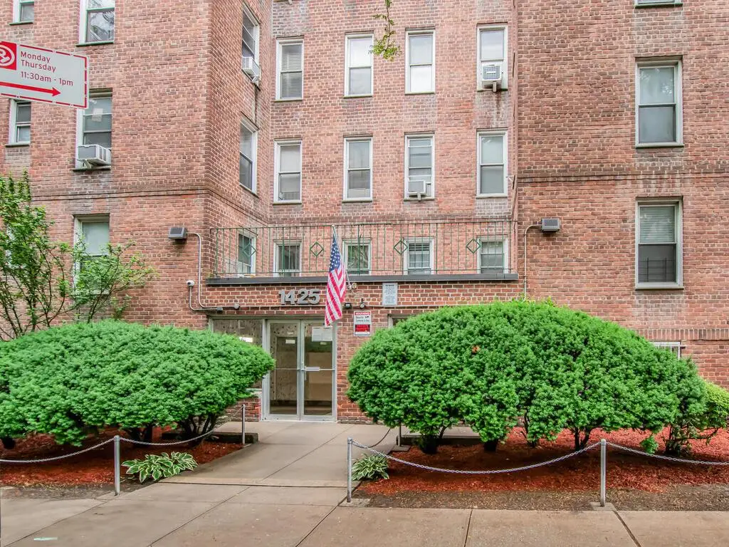 1425 Thieriot Avenue #2J, Bronx, NY 10460 - Image #1