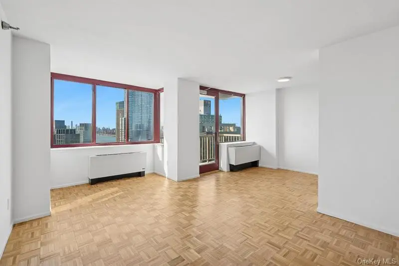 4-74 48th Avenue #35L, Long Island City, NY 11109 - Image #1
