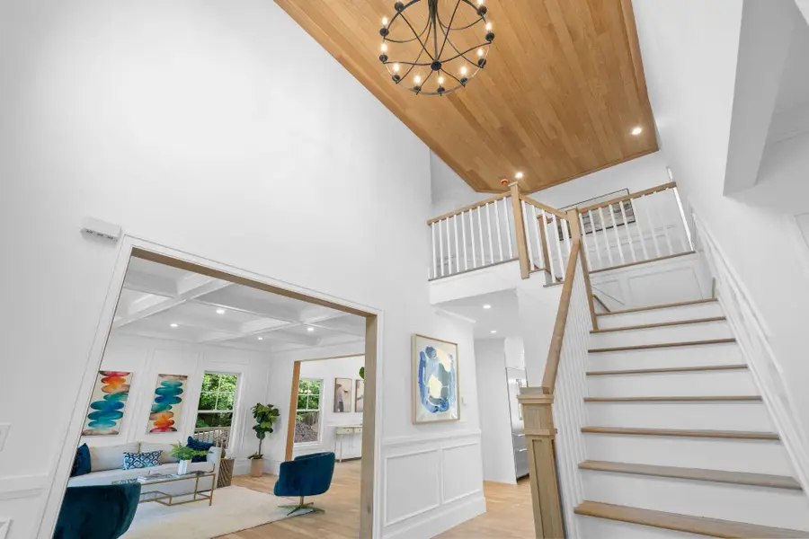 32 Middleville Road #2, Northport, NY 11768 - Image #3