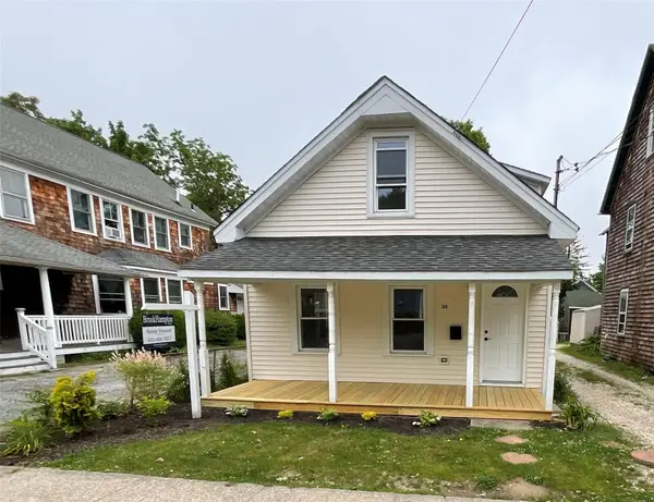 308 East Avenue, Riverhead, NY 11901