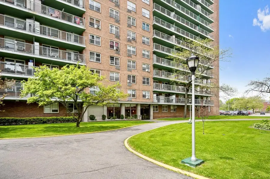 1935 Shore Parkway #1F, Brooklyn, NY 11214 - Image #3