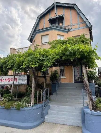 41-24 , 41-28 76th Street, Elmhurst, NY 11373