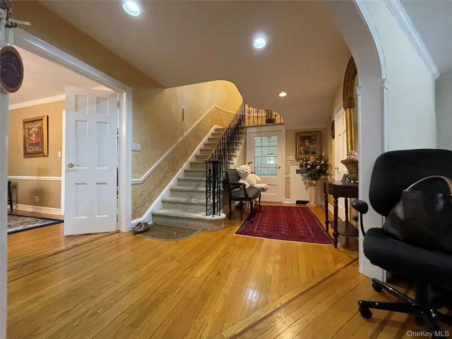 8177 Utopia Pkwy, Jamaica, NY 11432 - Image #3