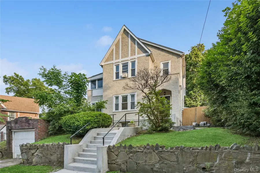 222 E 4th Street, Mount Vernon, NY 10553 - Image #3