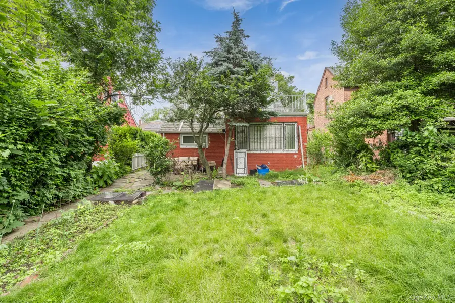 85-24 Eton Street, Jamaica, NY 11432 - Image #2