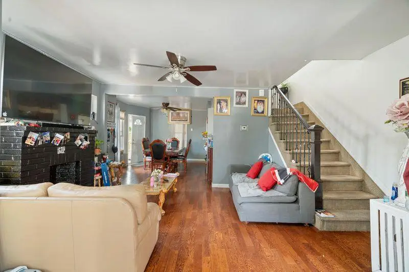 11416 James Court, Jamaica, NY 11434 - Image #3