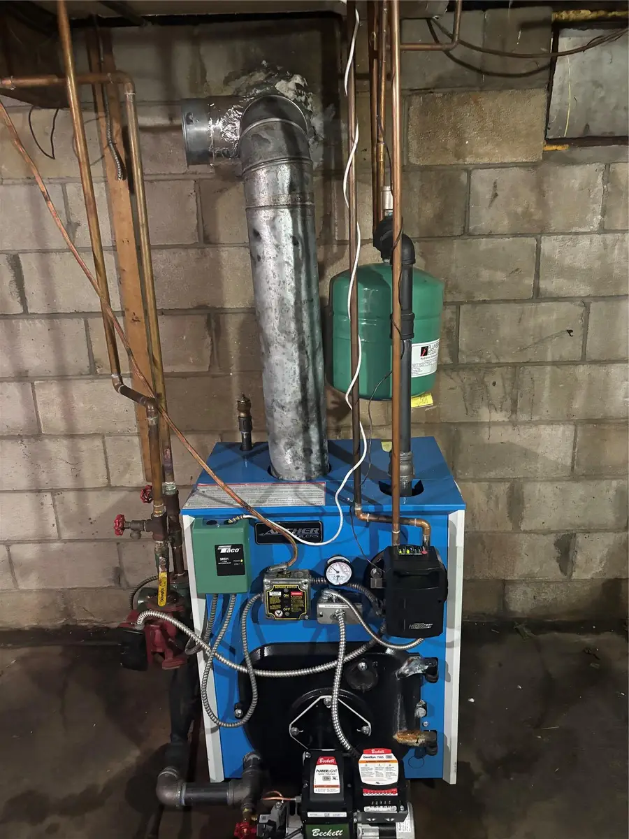 476 Revilo Avenue, Shirley, NY 11967 - Image #3