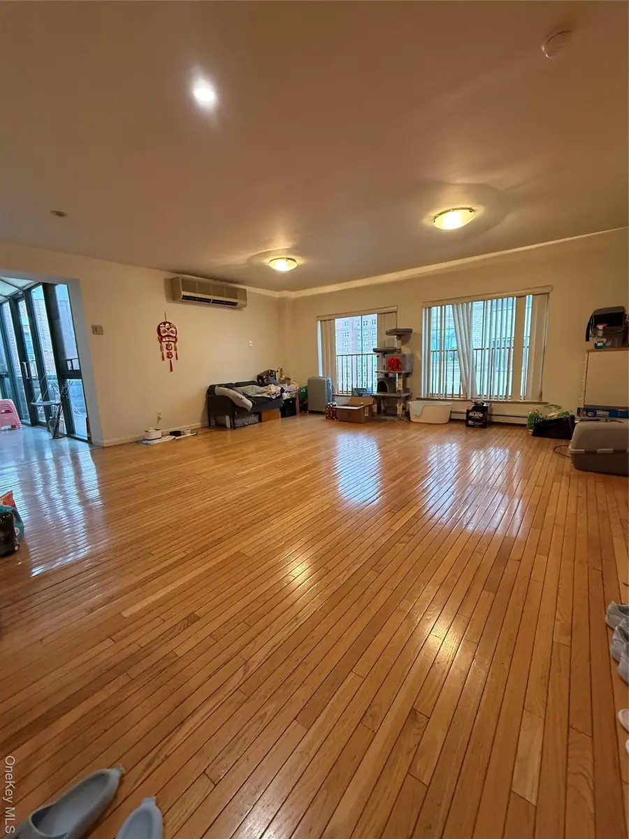 4231 Colden Street #F7A, Flushing, NY 11355-4788 - Image #3