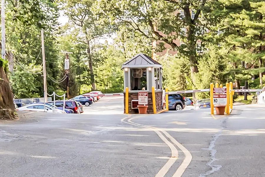 609 Palmer Road #4J, Yonkers, NY 10701 - Image #2