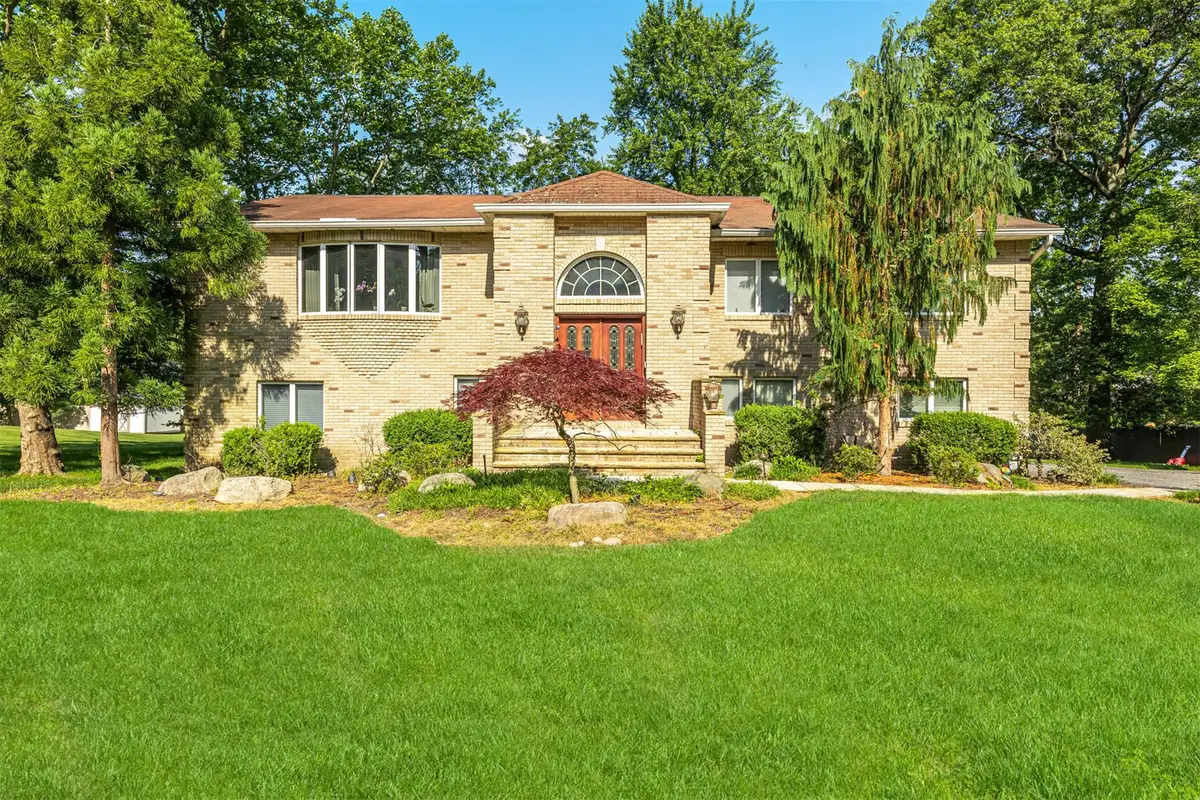 41 N Quince Lane, Monsey, NY 10952 - Image #1