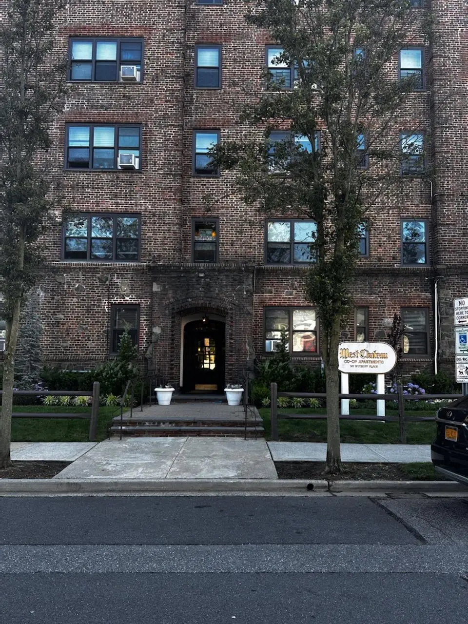 141 Wyckoff Place #1F, Woodmere, NY 11598 - Image #1
