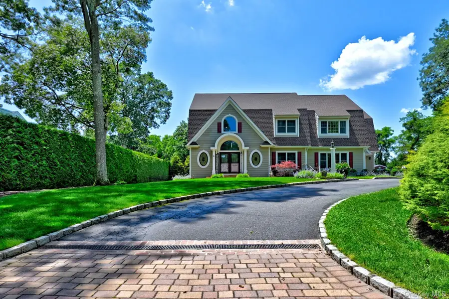 4 Briana Court, East Moriches, NY 11940 - Image #2