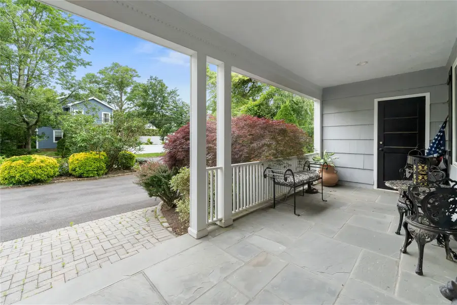 156 Lefferts Road, Woodmere, NY 11598 - Image #3
